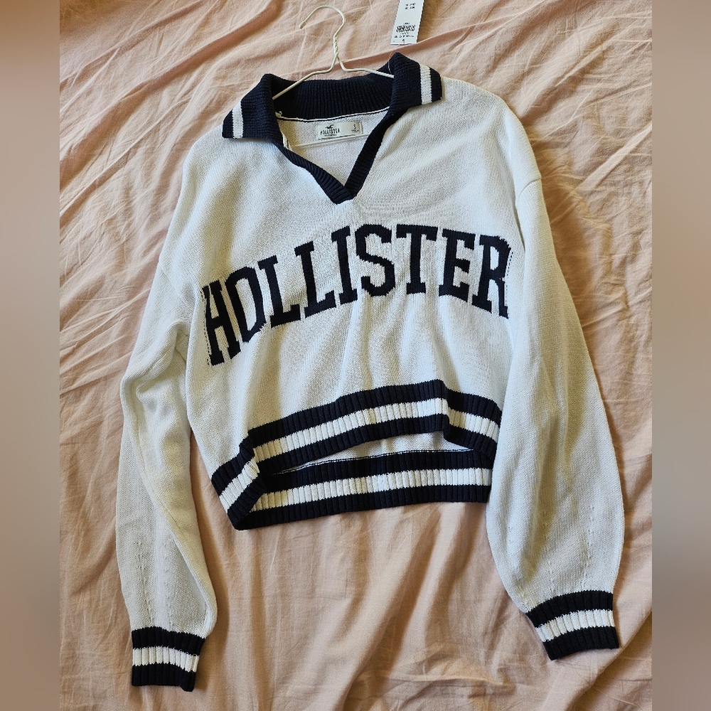Hollister Sweater